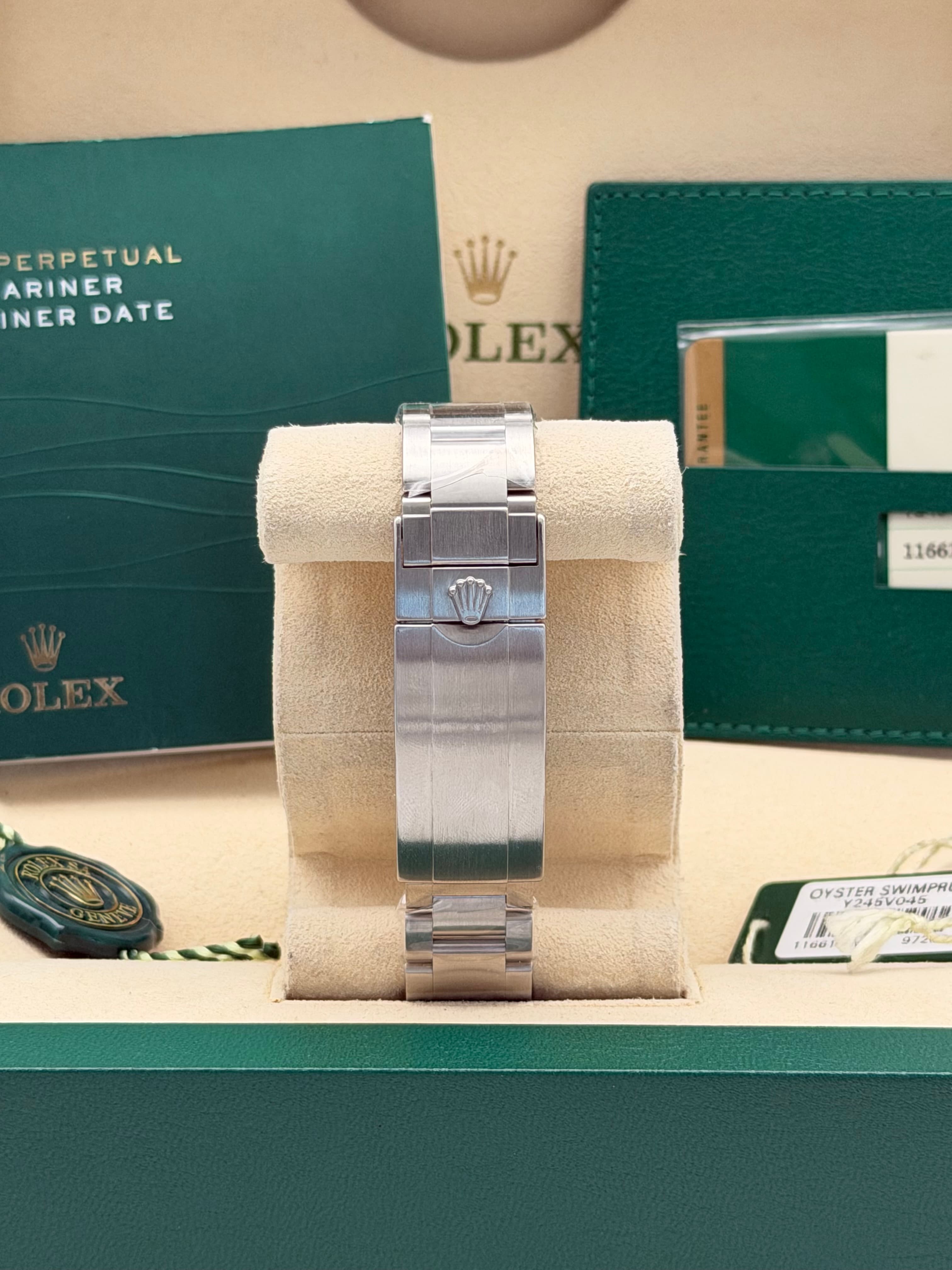 Rolex Submariner Date — photo 3