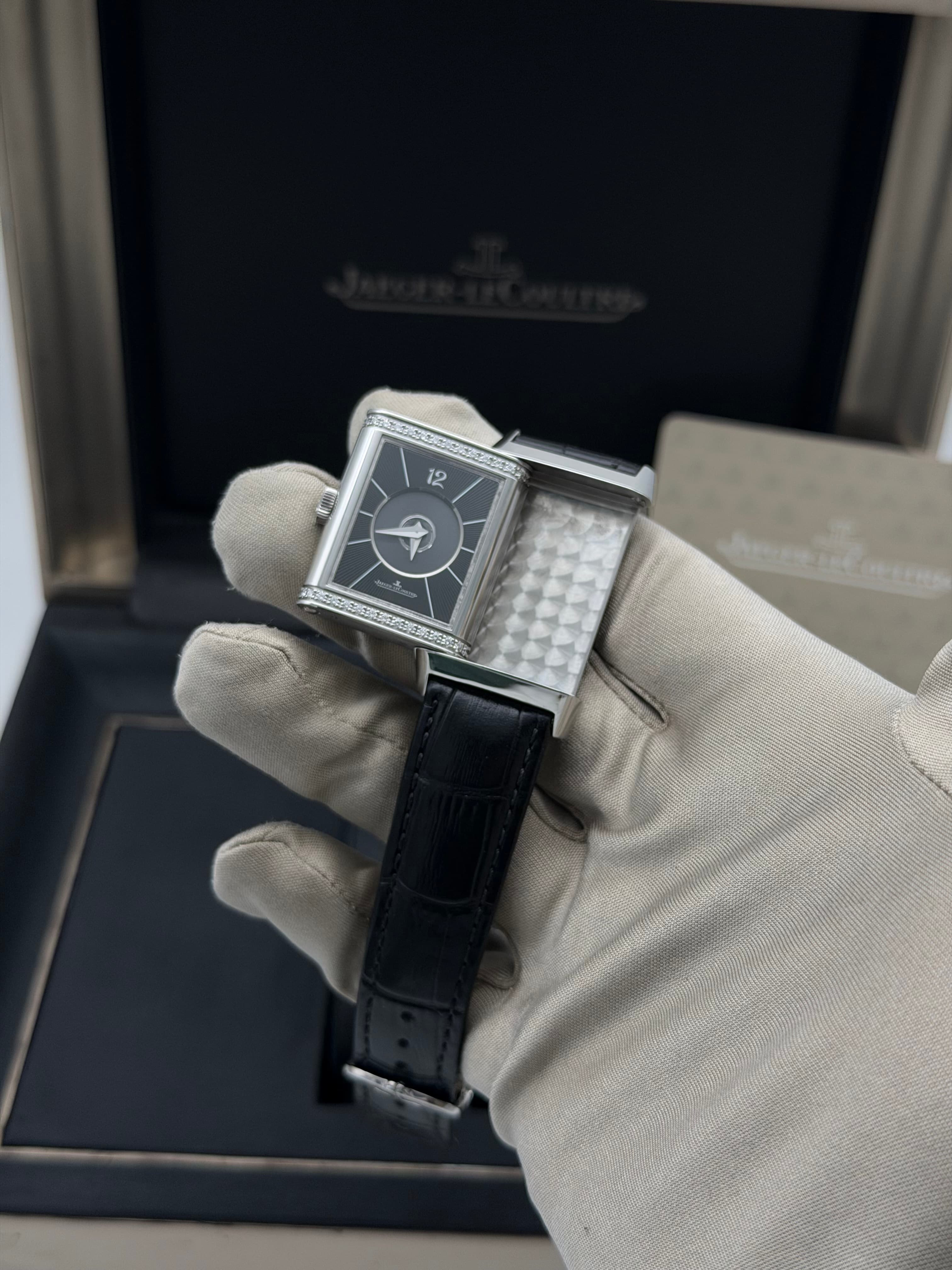 Jaeger-LeCoultre Reverso Classic Duo — photo 4