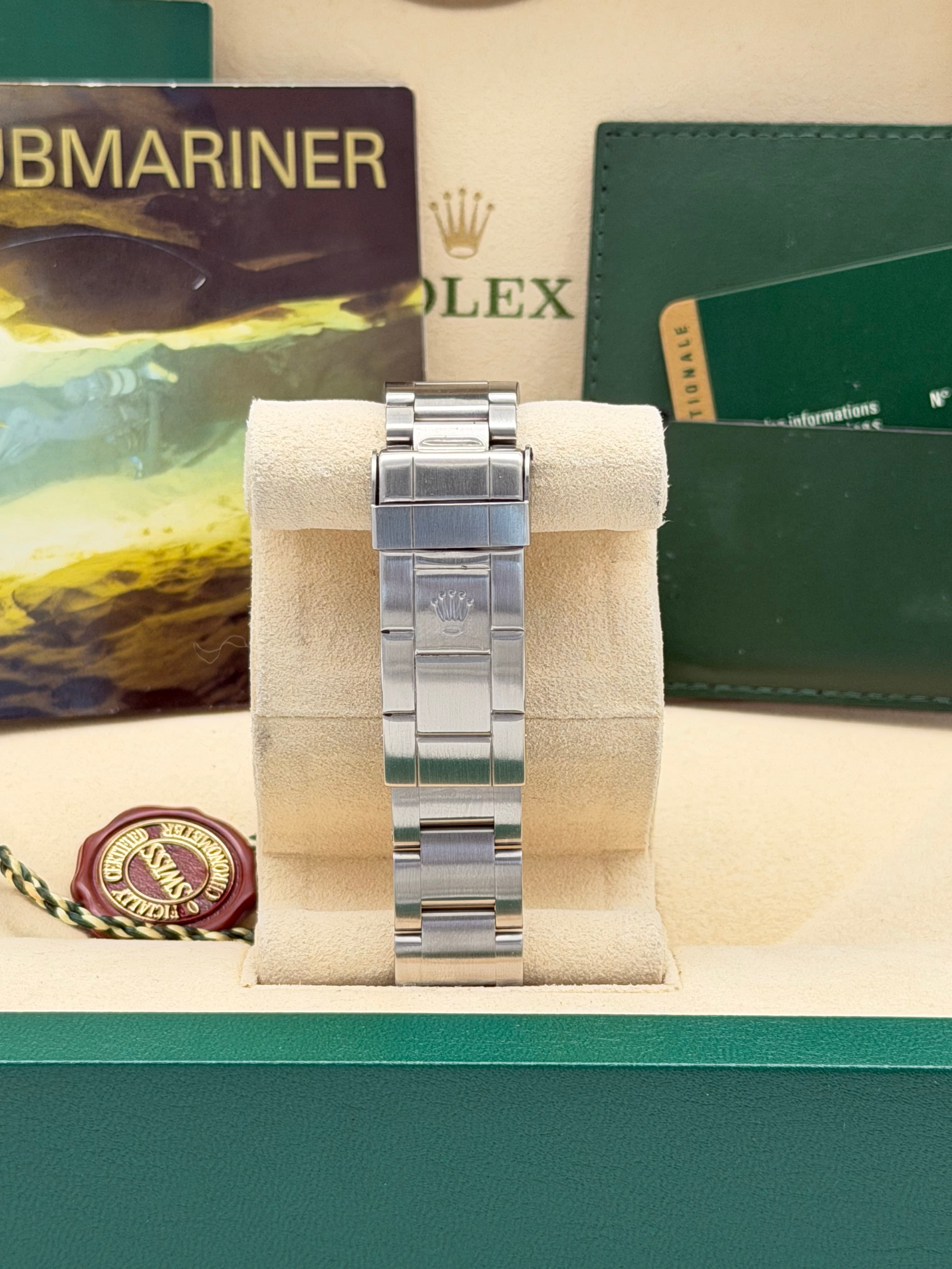 Rolex Submariner Date — photo 3