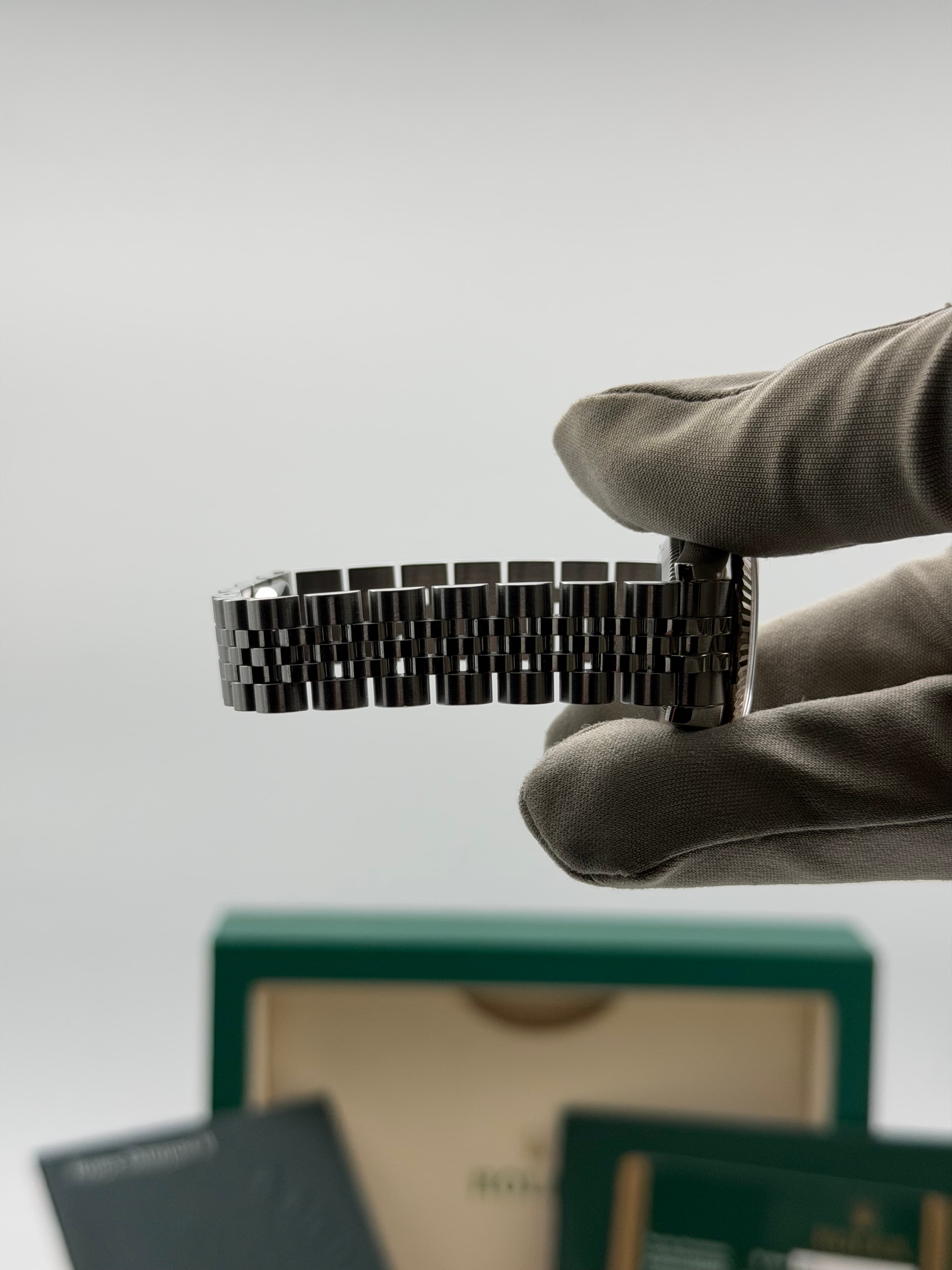 Rolex Datejust (Jubilee) — photo 3